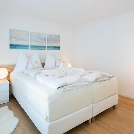 Agrimonia - Moebilierte Mit Balkon