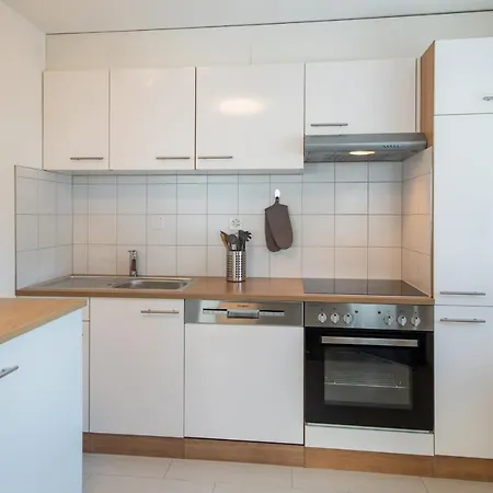 Agrimonia - Moebilierte Mit Balkon 达沃斯