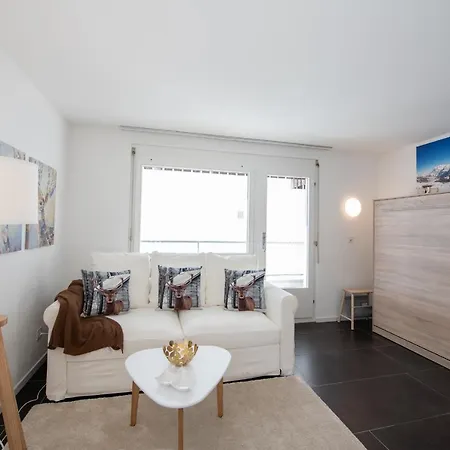 Agrimonia - Moebilierte Mit Balkon דירה *