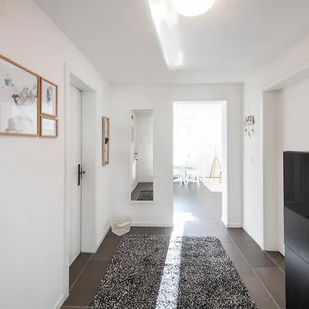 Agrimonia - Moebilierte Mit Balkon * דאבוס