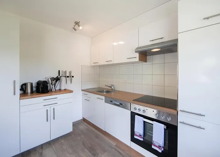 Agrimonia - Moebilierte Mit Balkon