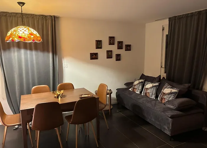 شقة Agrimonia - Moebilierte Mit Balkon