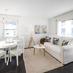 Apartment Agrimonia - Möbilierte Mit Balkon *