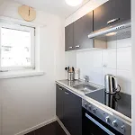 Apartment Agrimonia - Möbilierte Mit Balkon Davos