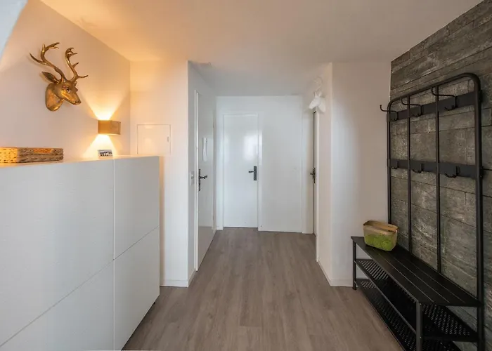 Agrimonia - Moebilierte Mit Balkon Apartman Davos