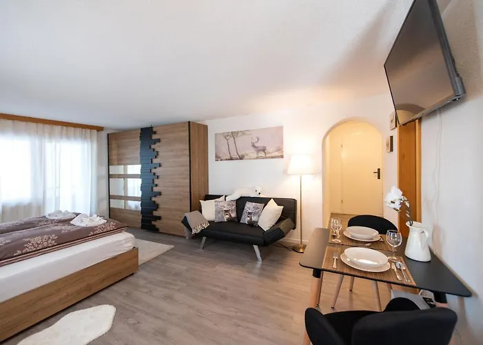 Agrimonia - Moebilierte Mit Balkon Apartman Davos